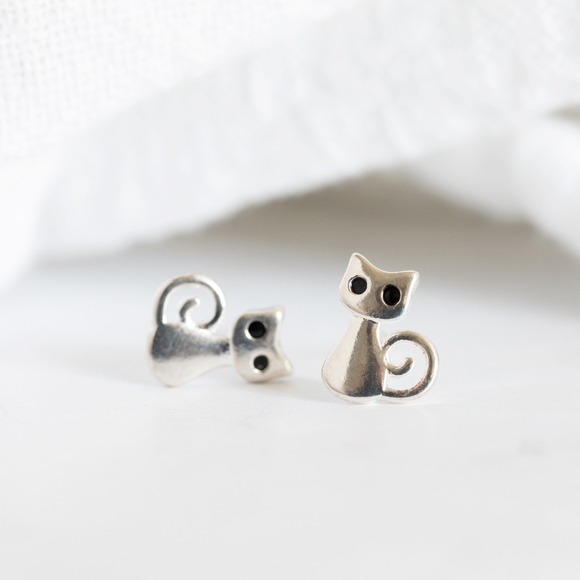 Haunted Cat Studs - Picture 2 of 7